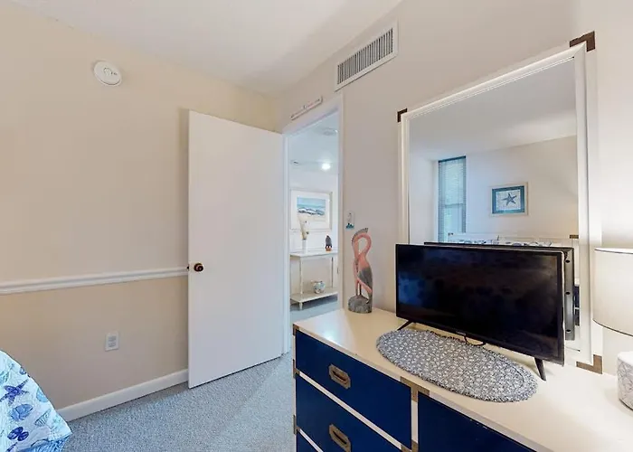 Fountainhead Towers 1105 *